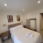 Piso Boutique A Un Minuto Del Casco Viejo