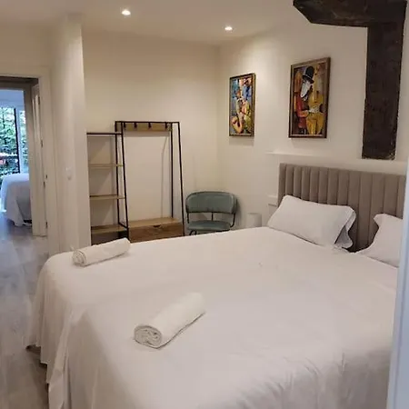 Piso Boutique A Un Minuto Del Casco Viejo * بلباو