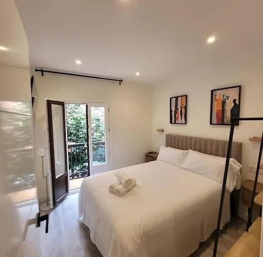 Piso Boutique A Un Minuto Del Casco Viejo * Bilbau